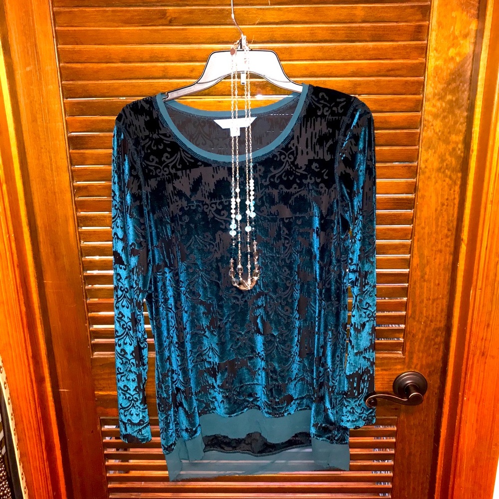Ladies Medium Blue blouse, Simply Vera
